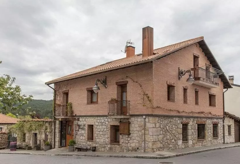 ペンション La Casona Del Herrero