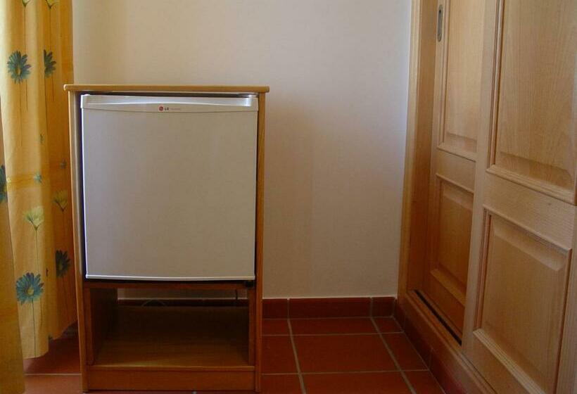 پانسیون Residencial Popular