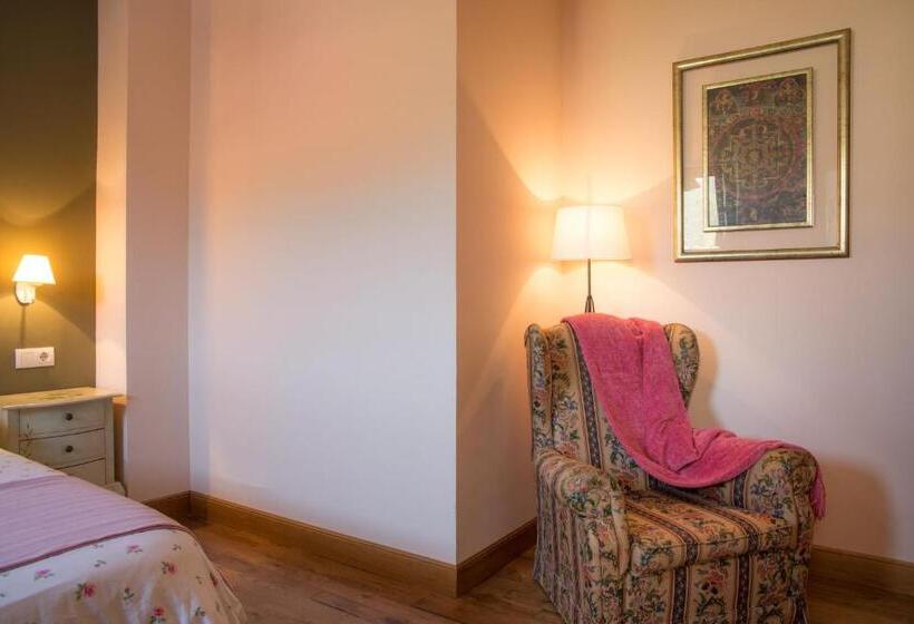 Пансион Trisileja En Posada La Busta