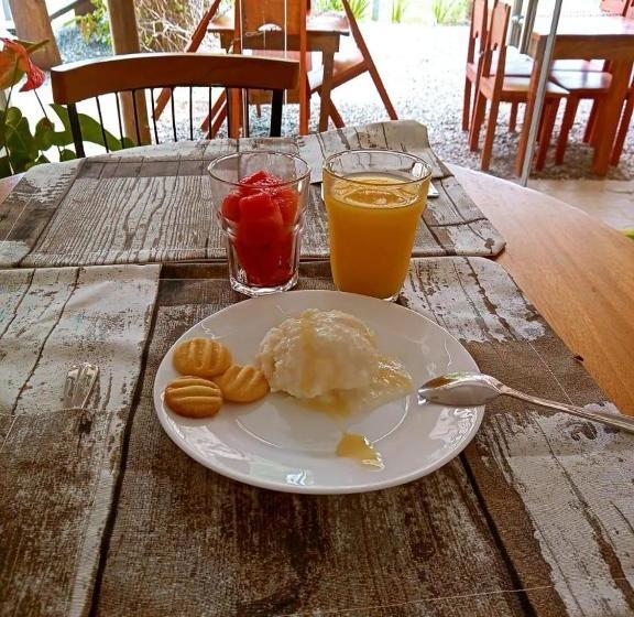 Pousada Residenzial Cariocare