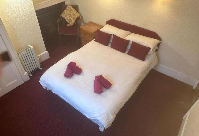 فندق صغير Kings Arms