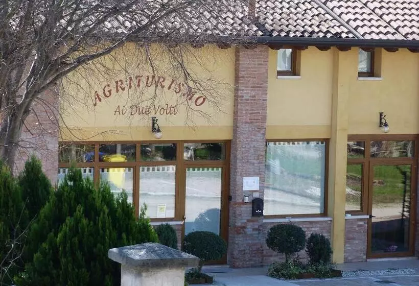 ホテル Agriturismo Ai Due Volti