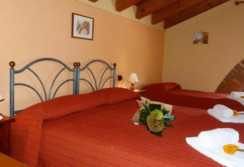 ホテル Agriturismo Ai Due Volti