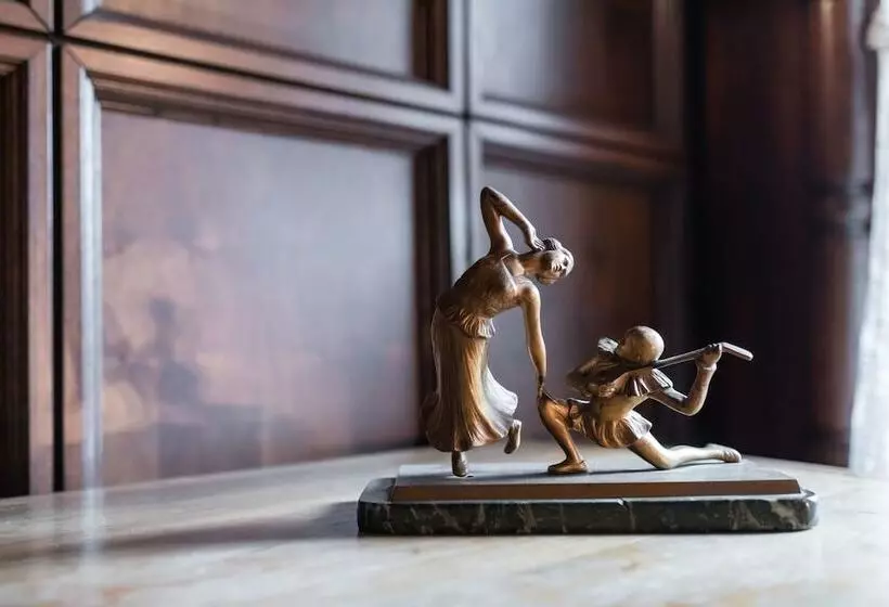 پانسیون Garni Hotel Cirman