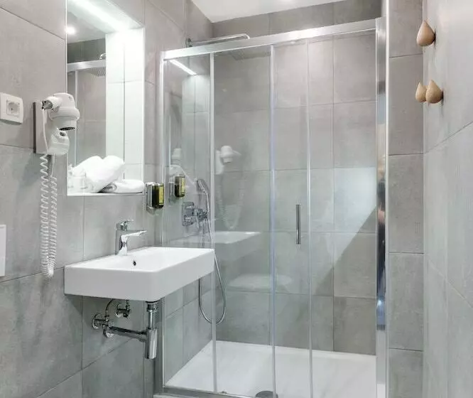 پانسیون Garni Hotel Cirman