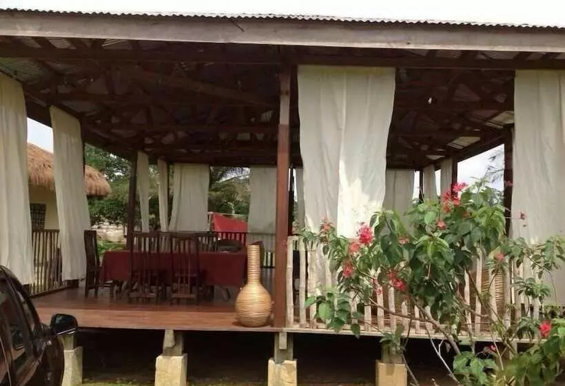 پانسیون Eden Lodge Kribi