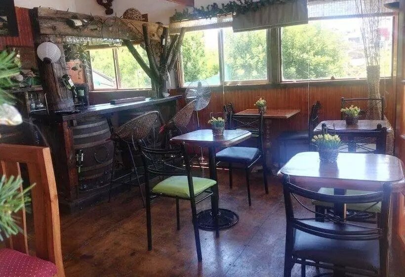 ペンション Hostal Del Aguila