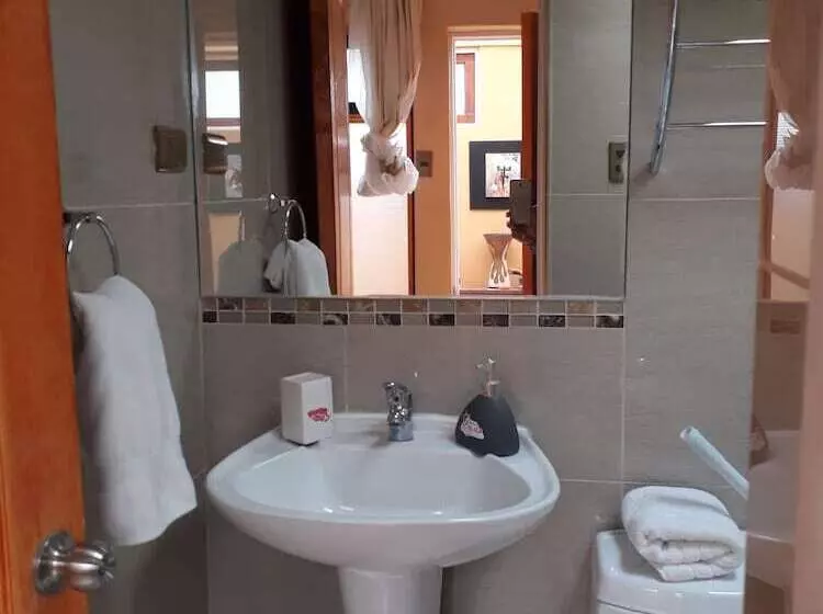 ペンション Hostal Del Aguila