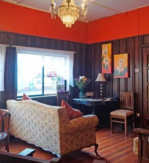 ペンション Hostal Del Muelle