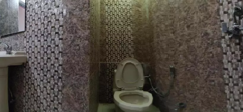 پانسیون Jagat Villa Guest House