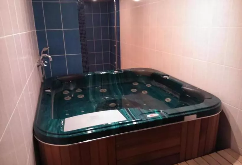 پانسیون Männimäe Guesthouse