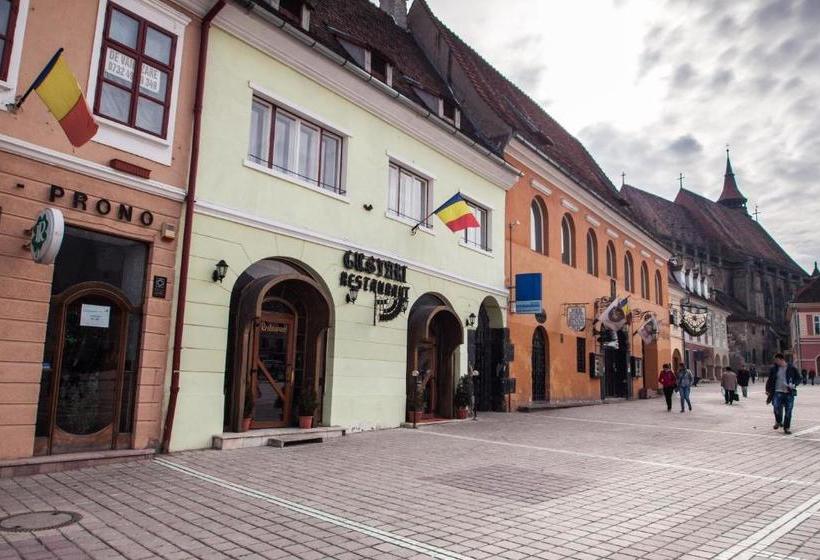 بنسيون Residence Piata Sfatului