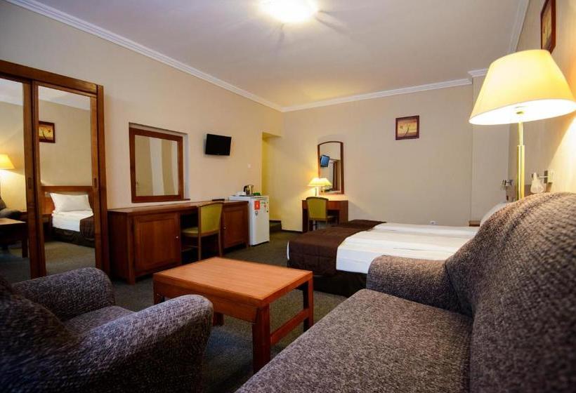 بنسيون Residence Piata Sfatului