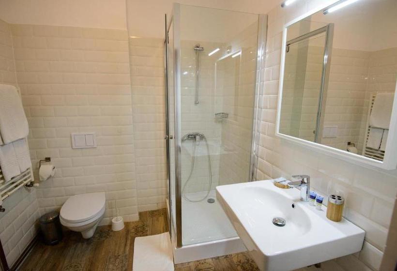 بنسيون Residence Piata Sfatului