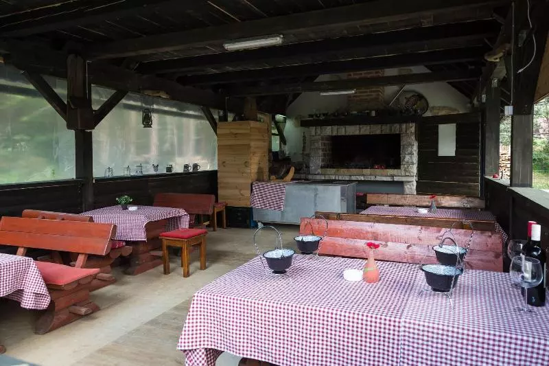 Hotelli House Zeljko