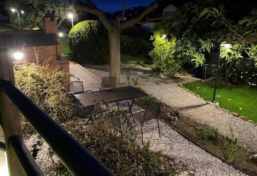 בית מלון כפרי Agriturismo Benza