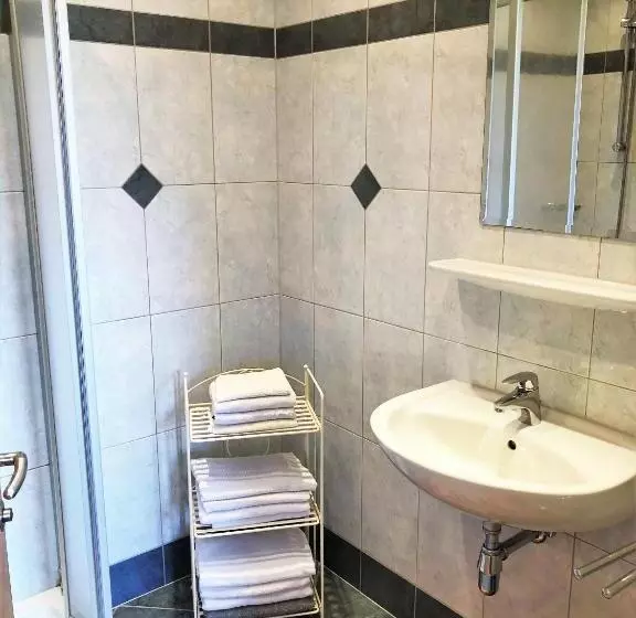 هتل Urlaub Am Bauernhof Rothof