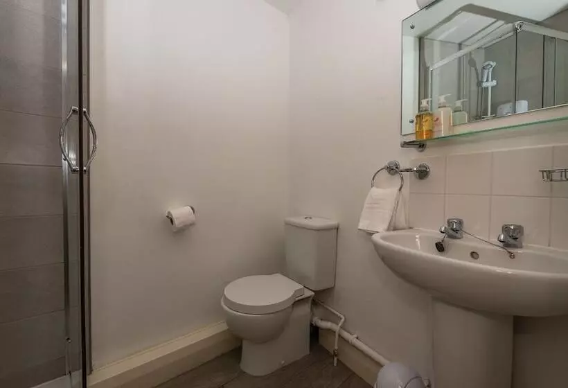 Majatalo Castle Court