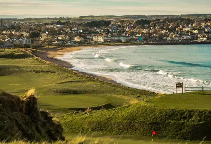 Majatalo Crockatinney Guest House