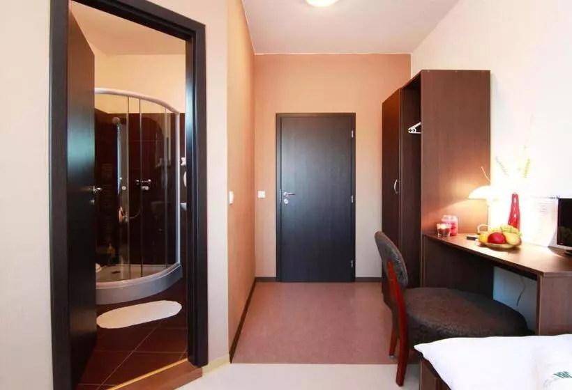 ペンション Jbi Wellness