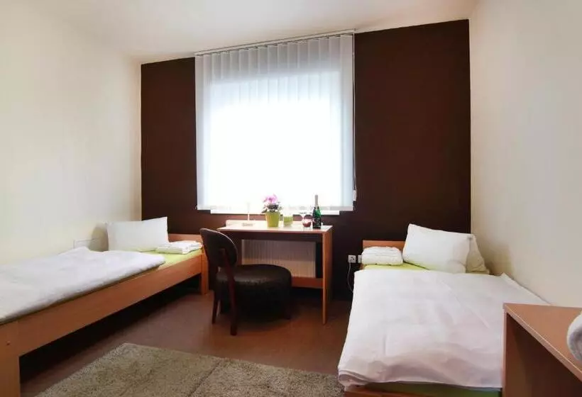 ペンション Jbi Wellness