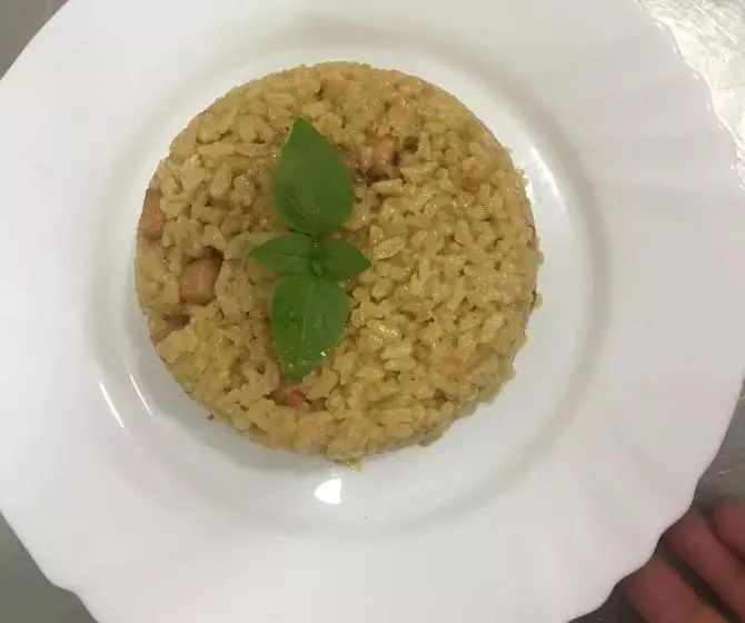 Pensió Rozafa Velipoje