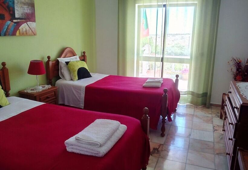 پانسیون Vivenda Familia Pedro