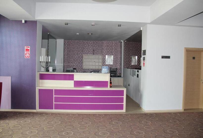 פנסיון Kharisma