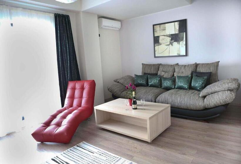 פנסיון Kharisma