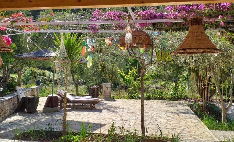 پانسیون Guest House Solive