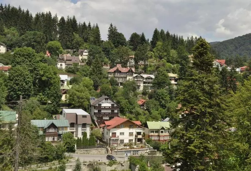 Majatalo La Monitori