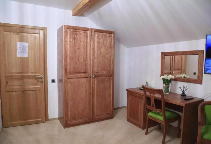 Majatalo La Monitori