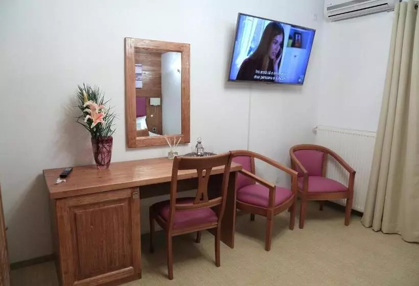 Majatalo La Monitori