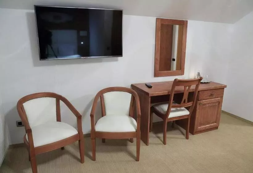 Majatalo La Monitori