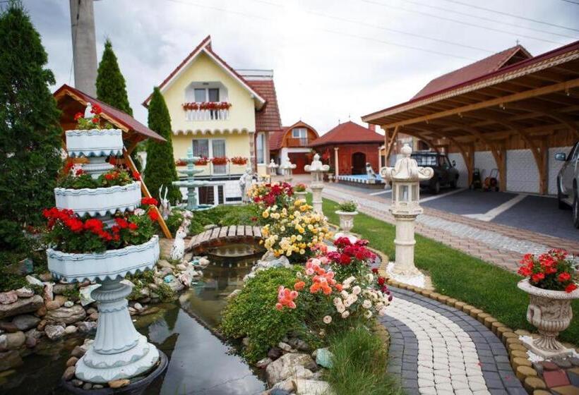 بنسيون Vila Adr