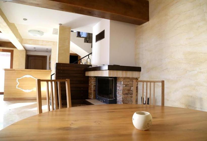 פנסיון Villa Ema