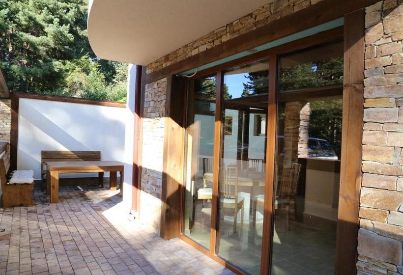 פנסיון Villa Ema