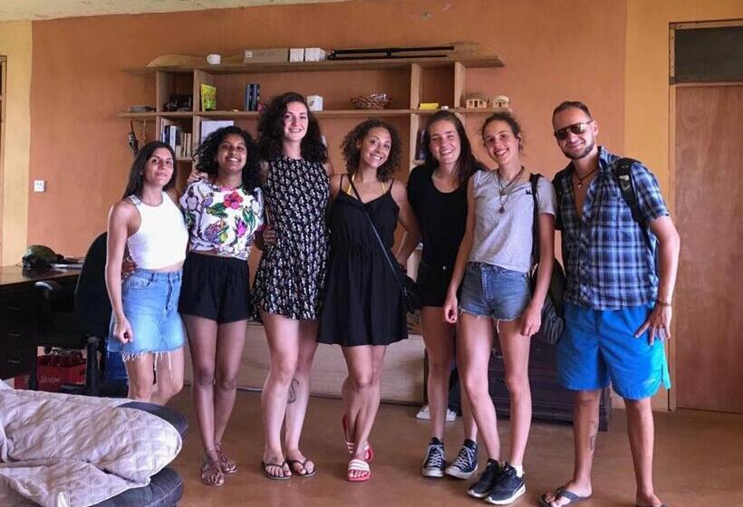 پانسیون Welcoming Vibes