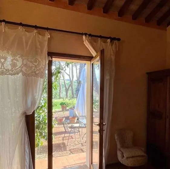 Hotelli Agriturismo Le Querciole