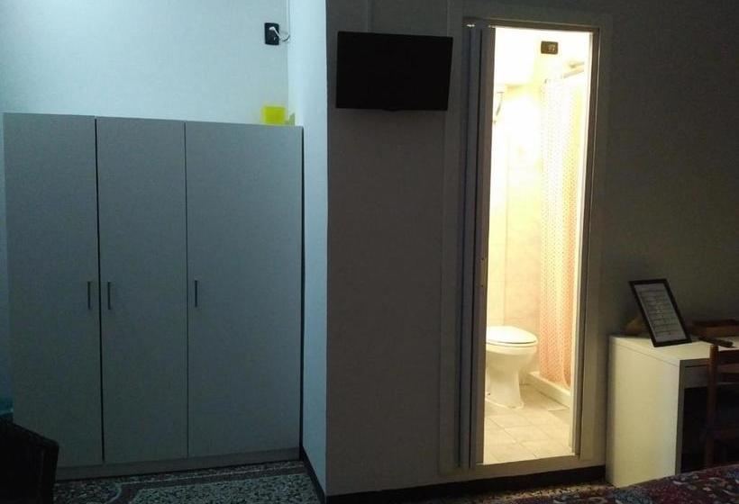 פנסיון Affittacamere Ruggiero E Di Rosa