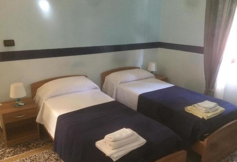 פנסיון Affittacamere Ruggiero E Di Rosa