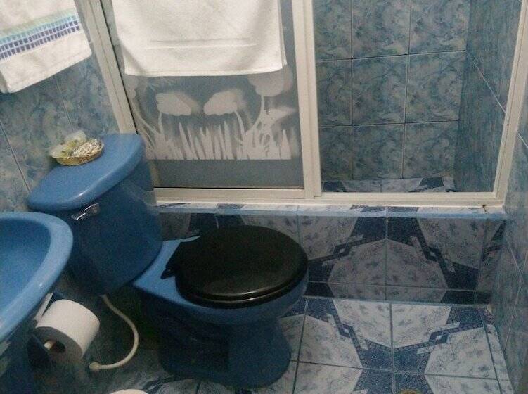 ユースホステル Hostal Terito