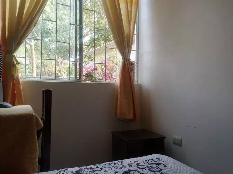 هاستل Hostal Terito