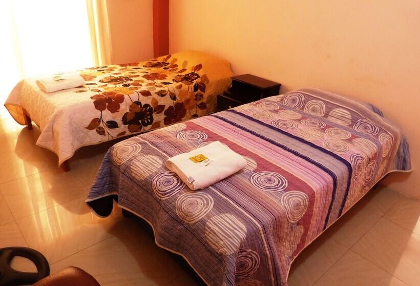 ユースホステル Hostal Terito