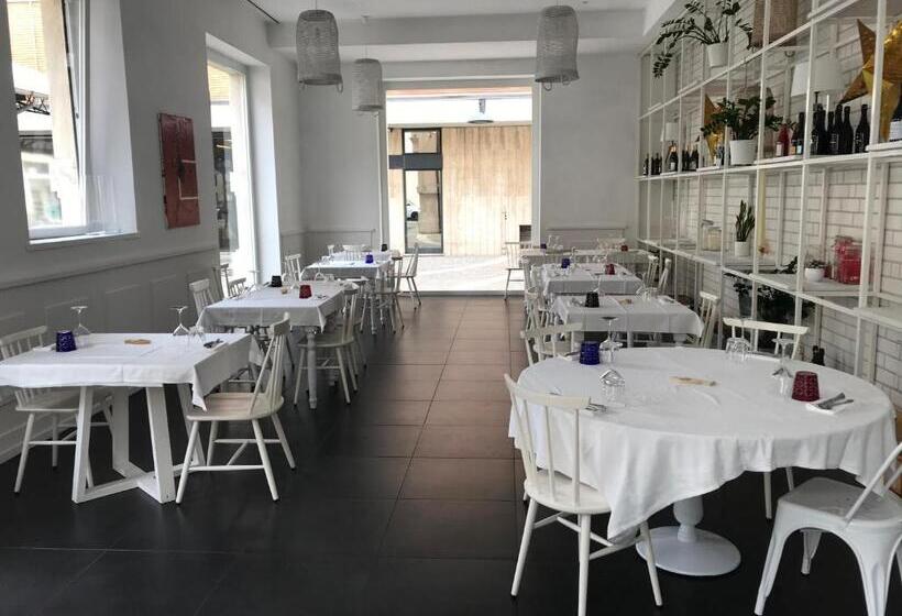 Пансион Acquapazza Restaurant & Room