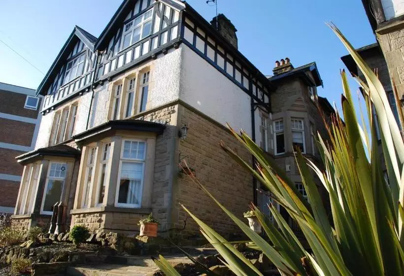 Majatalo Springdale Guest House