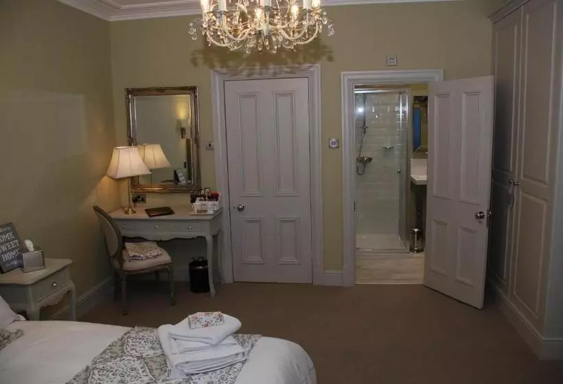 Majatalo Springdale Guest House