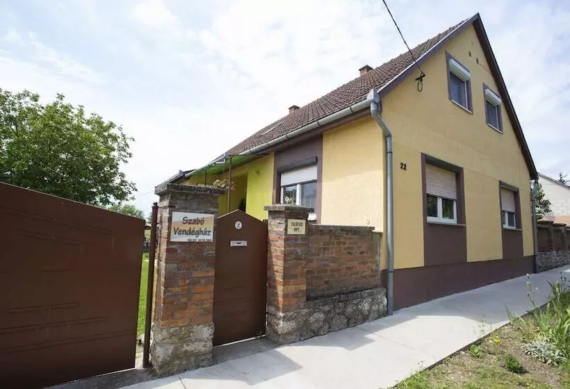 Majatalo Szabó Vendégház