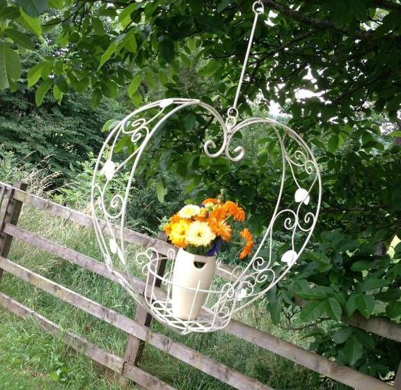 ホテル Posh Huts Farmstay