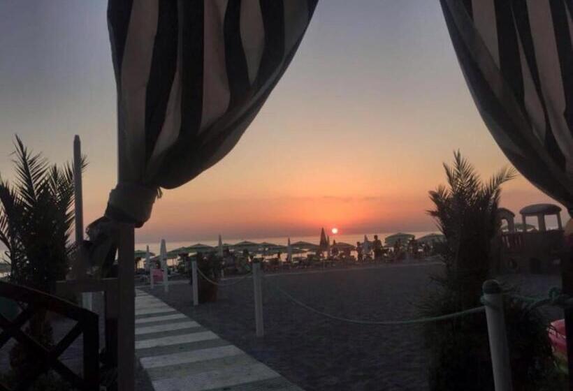 بنسيون Ambasciata Di Calabria